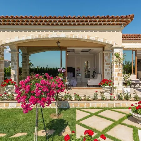 Eden Park Luxury Villa *