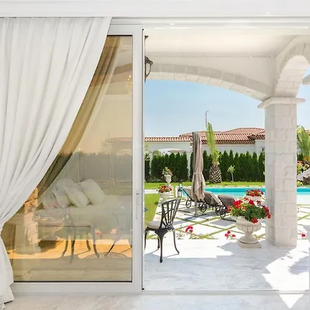 Villa Eden Park Luxury Slăntjev Brjag