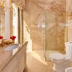Eden Park Luxury *