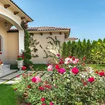 Eden Park Luxury Villa