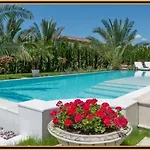 Eden Park Luxury Villa *