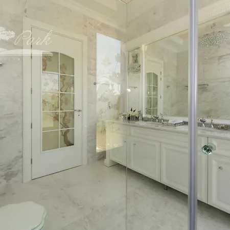 Eden Park Luxury Βίλα