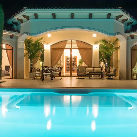 Vila Eden Park Luxury