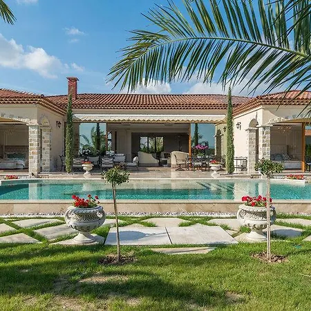 Vila Eden Park Luxury