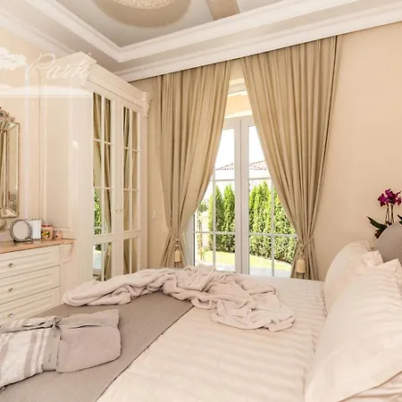 Eden Park Luxury Villa *