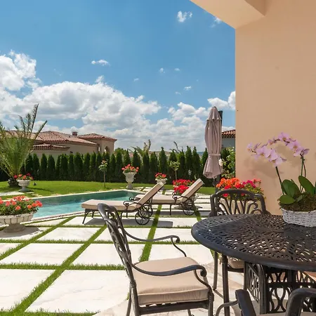 Eden Park Luxury Sunny Beach