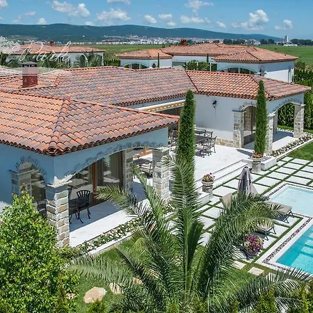 Villa Eden Park Luxury Slantchev Briag