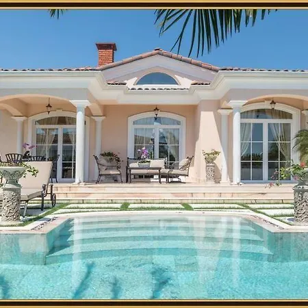 Villa Eden Park Luxury Slantchev Briag