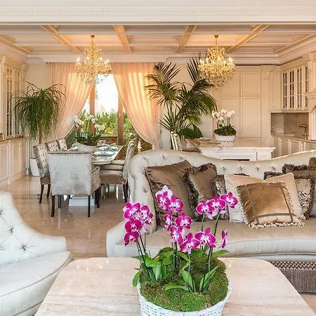 Villa Eden Park Luxury Slantchev Briag