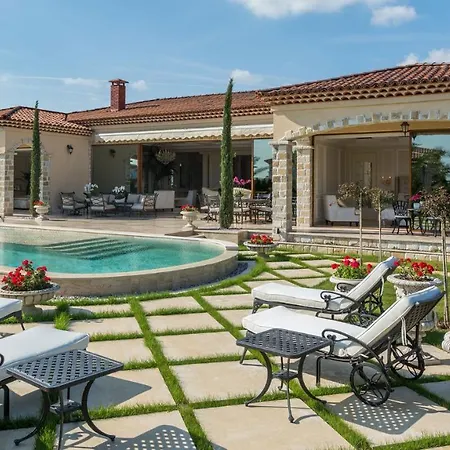 빌라 Eden Park Luxury