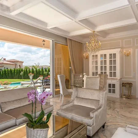 빌라 Eden Park Luxury