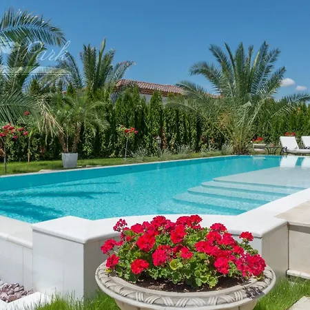 빌라 Eden Park Luxury