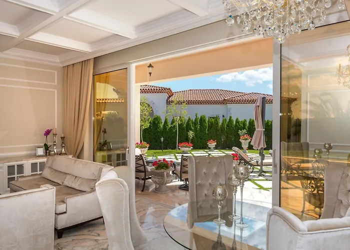 Eden Park Luxury Villa *