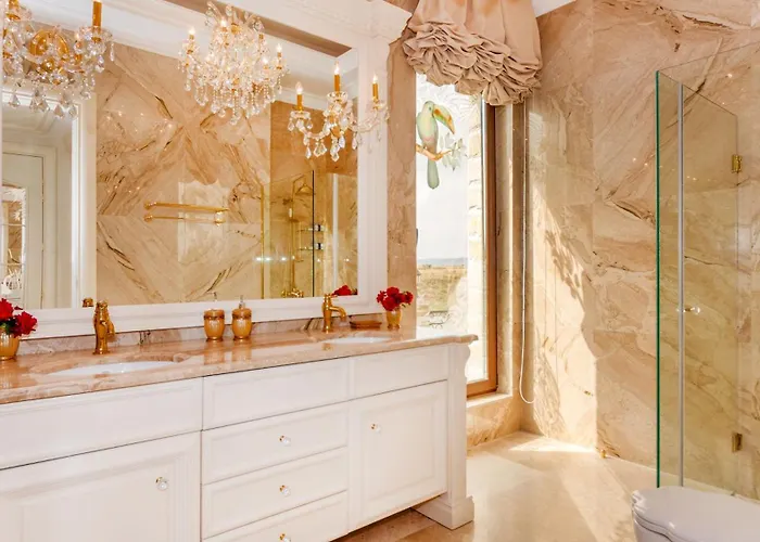 Eden Park Luxury Villa