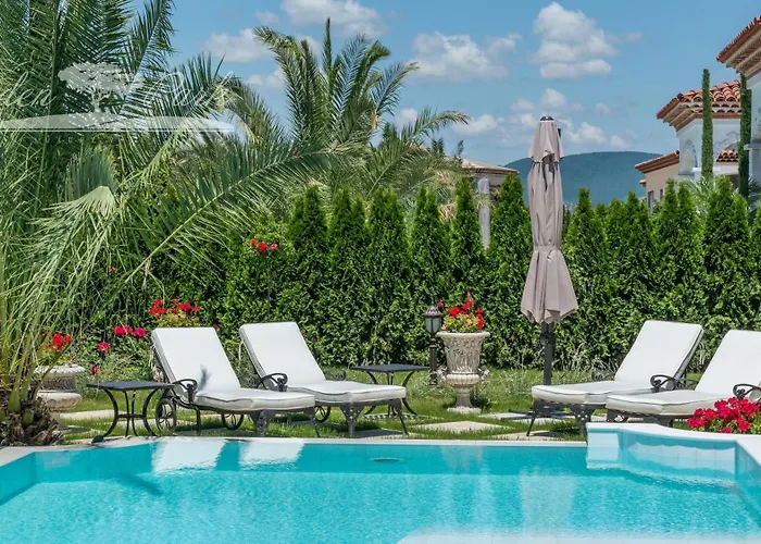 Eden Park Luxury Villa *